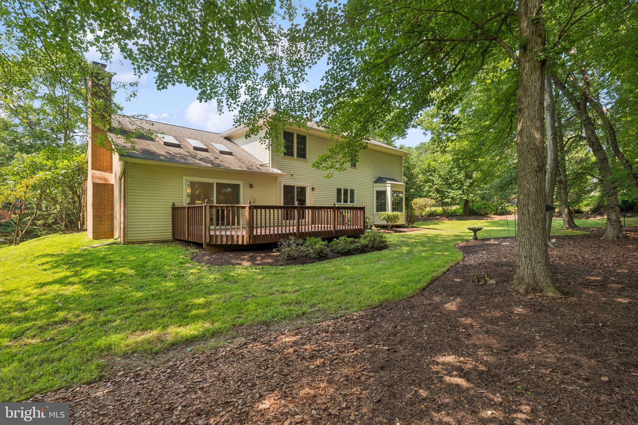15313 Watergate Road Silver Spring, MD 20905 - Photo 29 of 53 a view of a yard in front of house