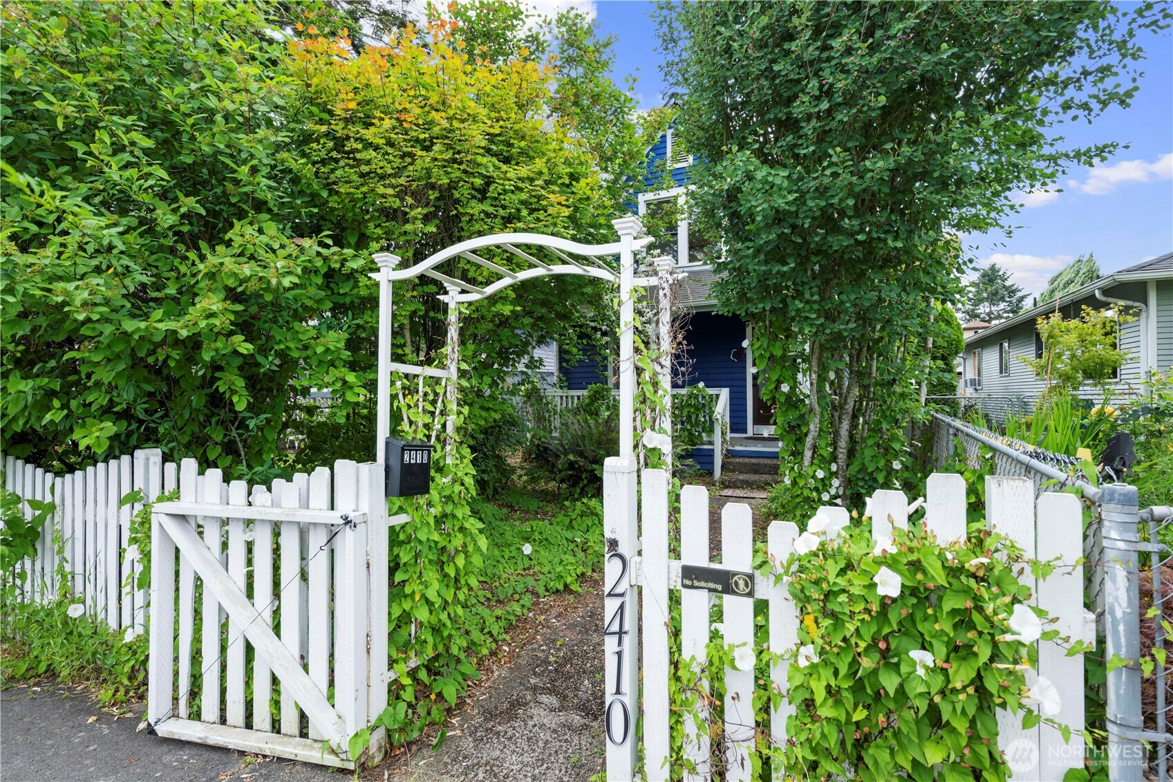 2410 State Street Everett, WA 98201 - Photo 3 of 24