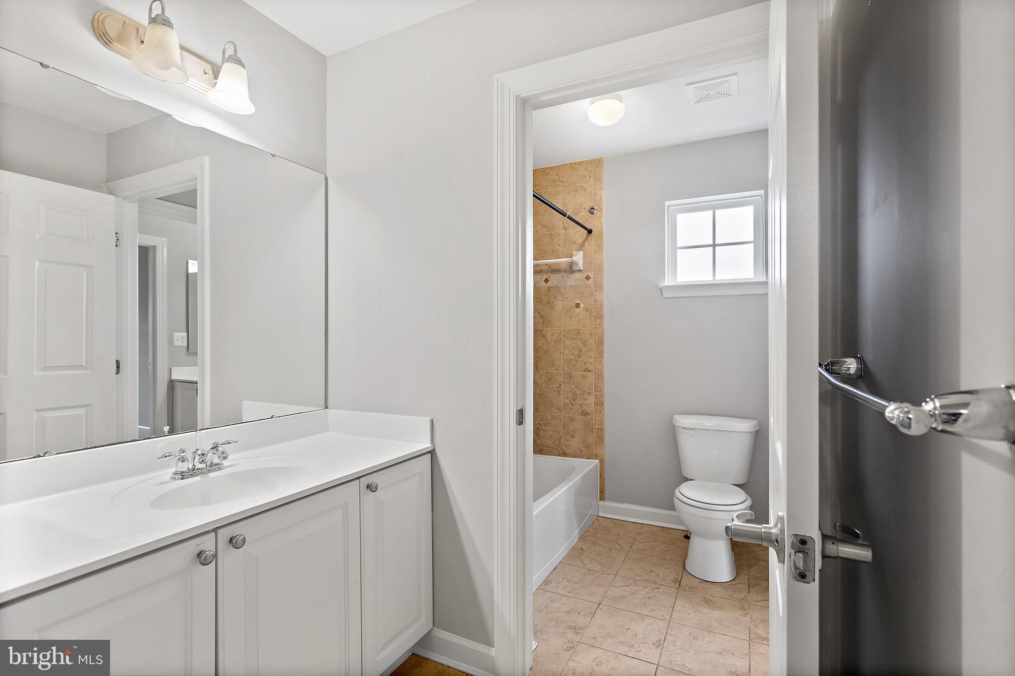 1612 Durham Way Hanover, MD 21076 - Photo 52 of 61 Neutral decor in bath