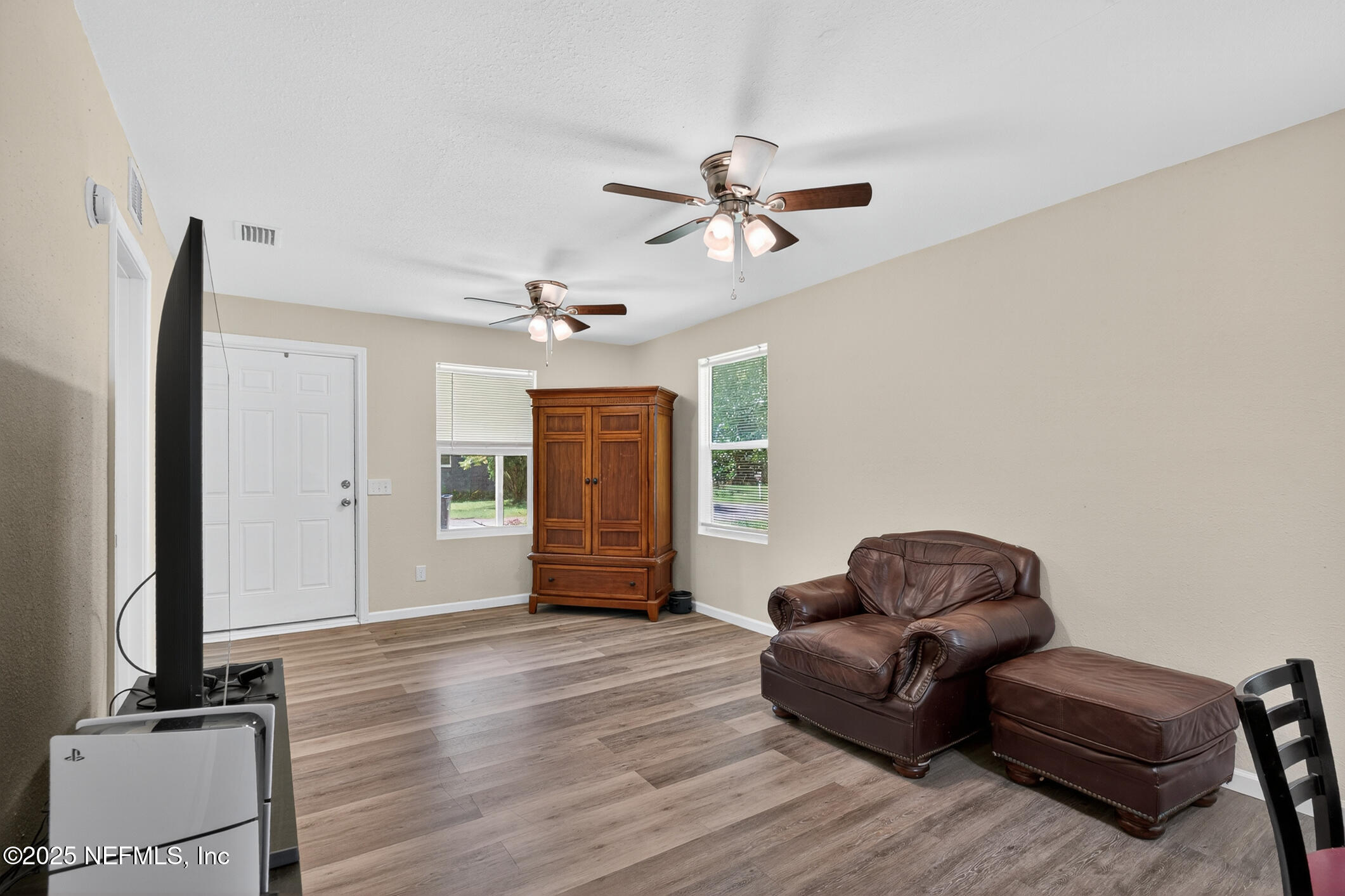 631 Moore Street Baldwin, FL 32234 - Photo 14 of 36 a living room with furniture