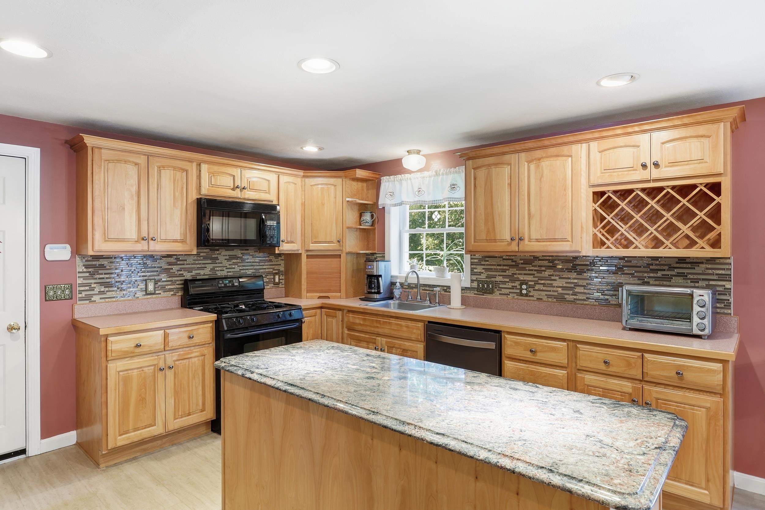 30 Township Road Pelham, NH 03076 - Photo 14 of 42 Gallery Image 14