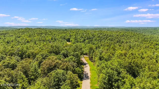 $199,900 | Twin Bridge Road, Deer Lodge, TN 37726