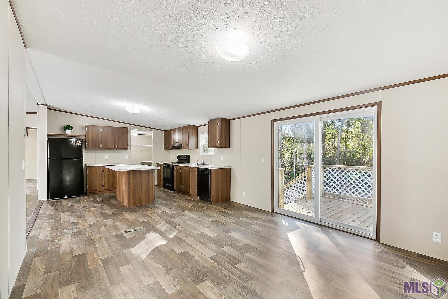 16125 Brown Road Baker, LA 70714 - Photo 6 of 16 Gallery Image 6