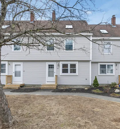 $299,000 | 24 Whites Bridge Road, Unit 24, Windham, ME 04062