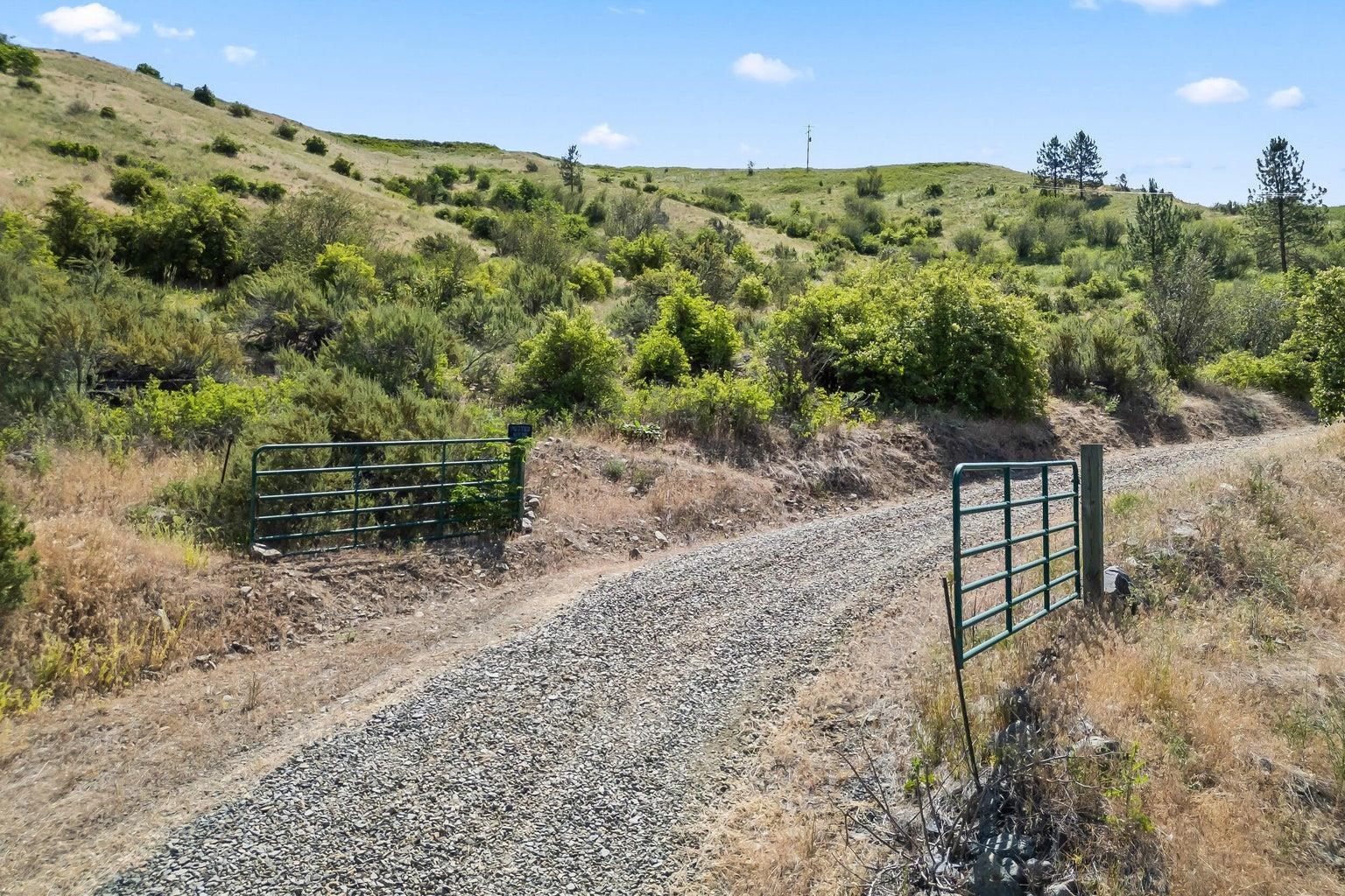 4497 25 S Highway Hunters, WA 99137 - Photo 46 of 50