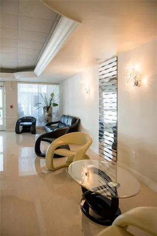 $2,700 | 1833 South Ocean Drive, Unit 906, Hallandale Beach, FL 33009