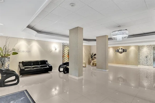 $2,700 | 1833 South Ocean Drive, Unit 906, Hallandale Beach, FL 33009