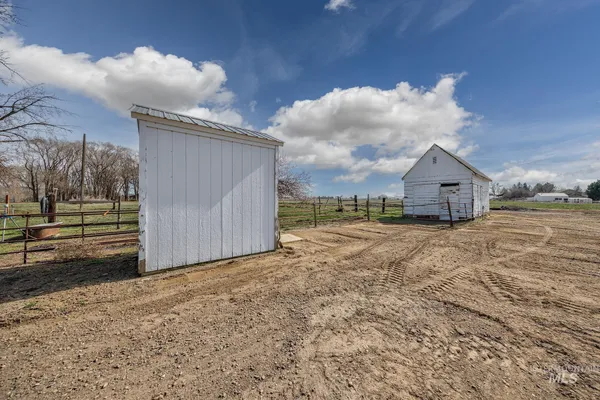 $469,000 | 1009 County Road 70, Weiser, ID 83672