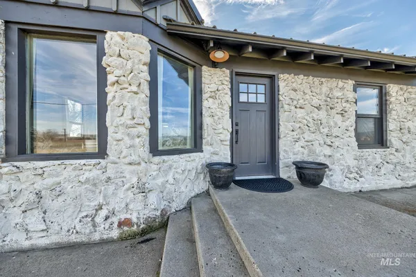 $469,000 | 1009 County Road 70, Weiser, ID 83672