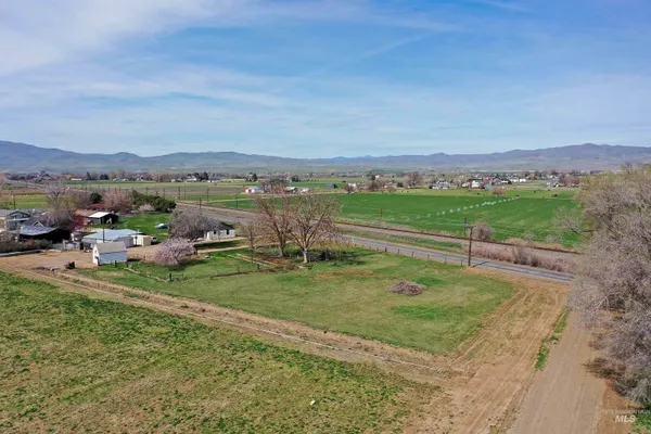 $469,000 | 1009 County Road 70, Weiser, ID 83672