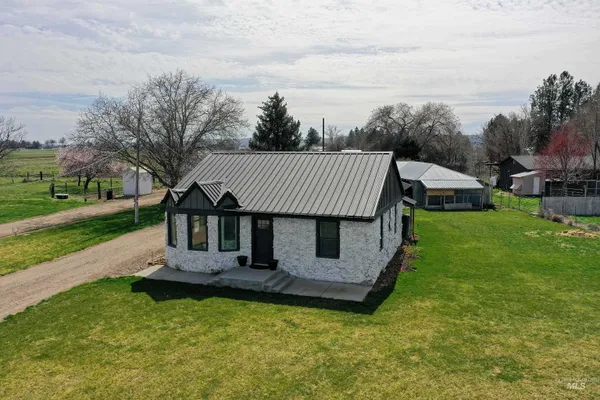 $469,000 | 1009 County Road 70, Weiser, ID 83672
