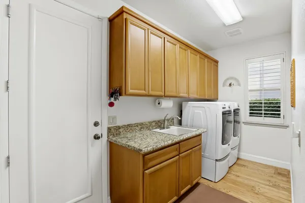 $945,000 | 2612 Arboreta Court, Carmichael, CA 95608