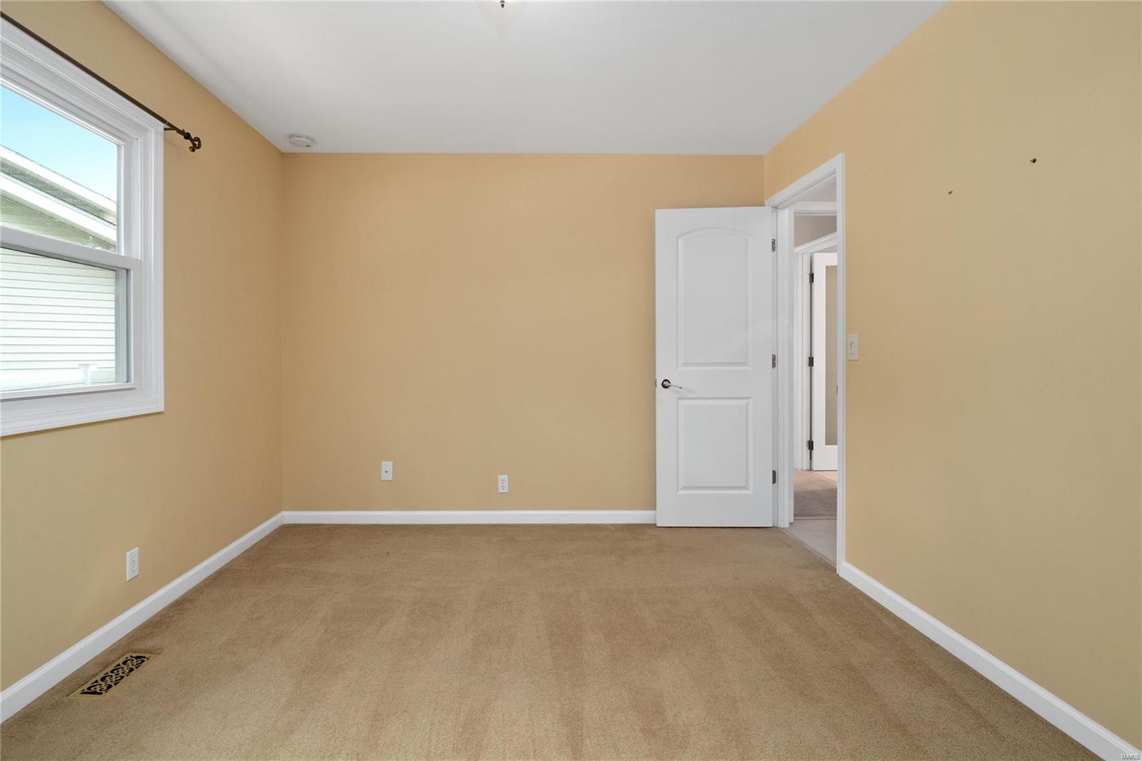 1871 Clover Ridge Court Chesterfield, MO 63017 - Photo 22 of 46 Gallery Image 22