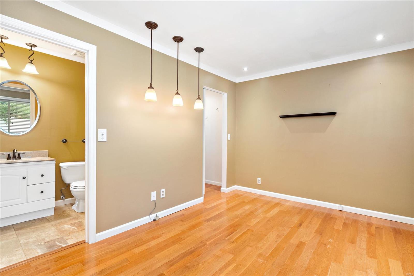 1871 Clover Ridge Court Chesterfield, MO 63017 - Photo 29 of 46 Gallery Image 29