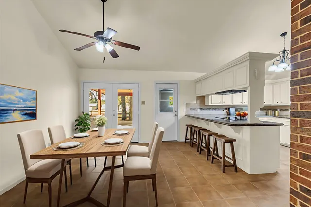 $2,000 | 17831 West Fm 1097, Montgomery, TX 77356