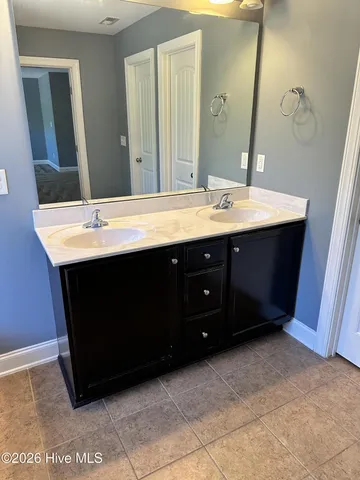 $2,300 | 908 Merlin Court, Jacksonville, NC 28546