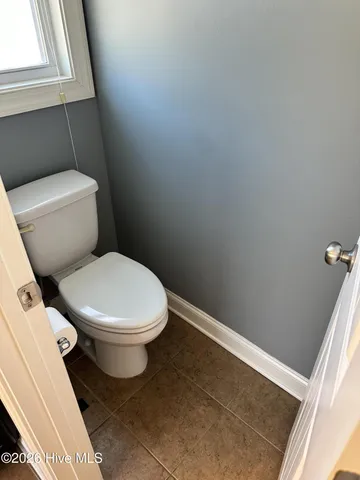 $2,300 | 908 Merlin Court, Jacksonville, NC 28546