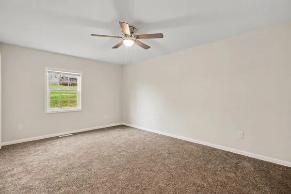 $330,000 | 190 Powers Way, Unit 1 & 2, Aurora, IN 47001