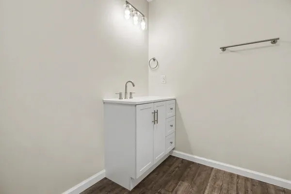 $330,000 | 190 Powers Way, Unit 1 & 2, Aurora, IN 47001