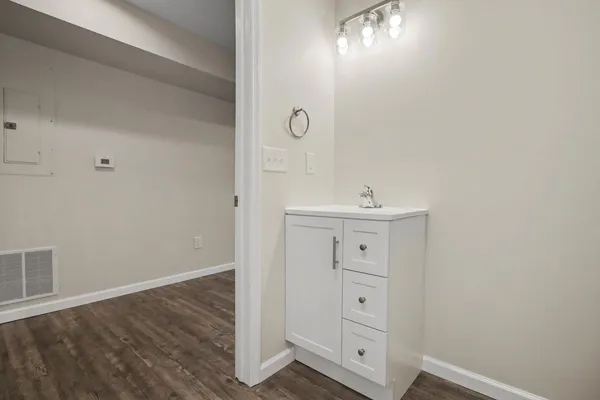 $330,000 | 190 Powers Way, Unit 1 & 2, Aurora, IN 47001