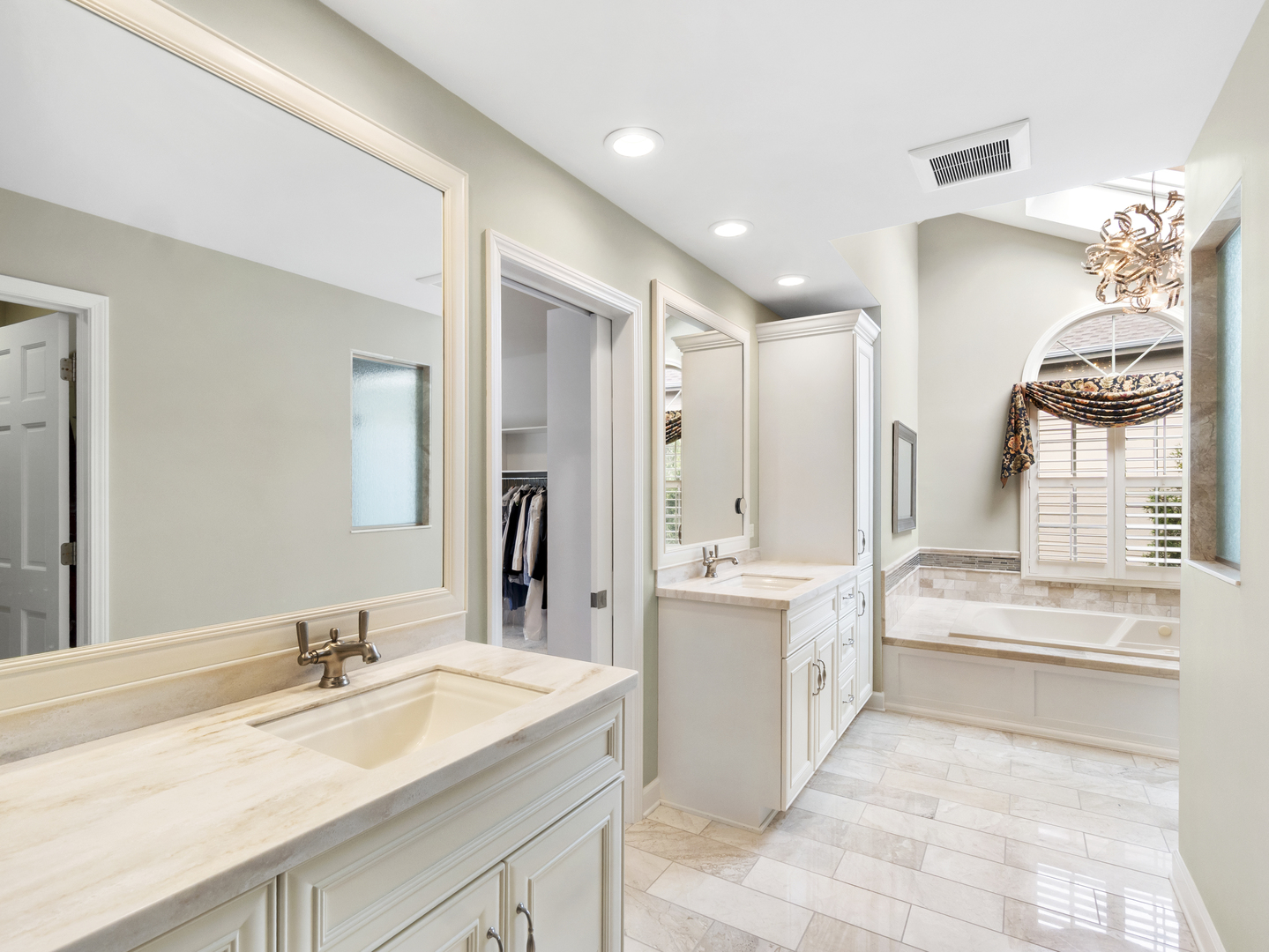 6437 Greene Road Woodridge, IL 60517 - Photo 33 of 65 Gallery Image 33