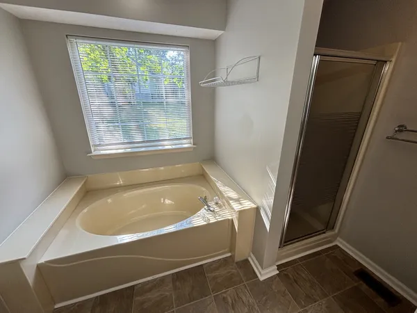 $2,095 | 109 Redbud Drive, Hendersonville, TN 37075
