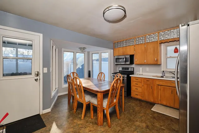 $325,000 | 1236 4 1/2 Street Northwest, Rochester, MN 55901