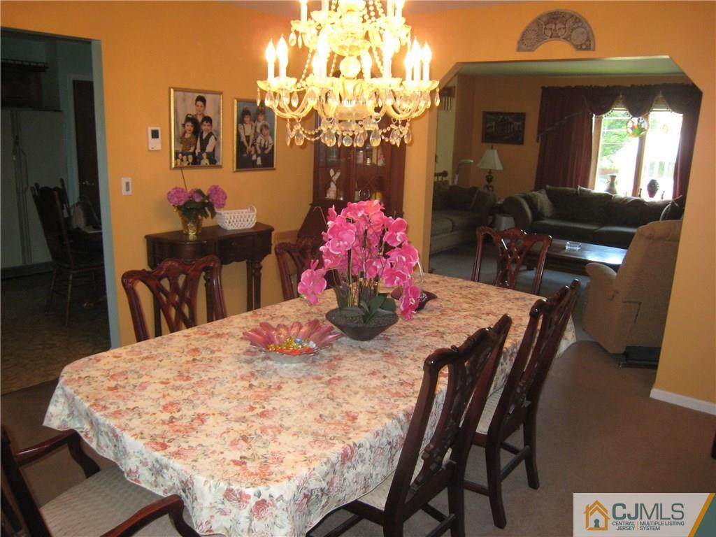 71 Rieder Road Edison, NJ 08817 - Photo 11 of 25 Gallery Image 11