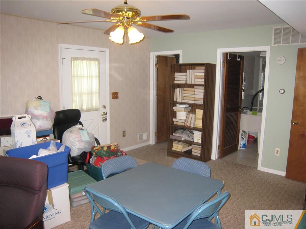 71 Rieder Road Edison, NJ 08817 - Photo 22 of 25 Gallery Image 22
