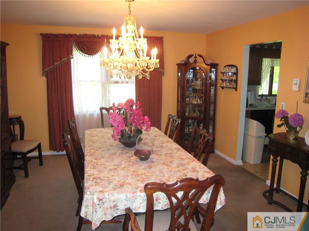 71 Rieder Road Edison, NJ 08817 - Photo 10 of 25 Gallery Image 10