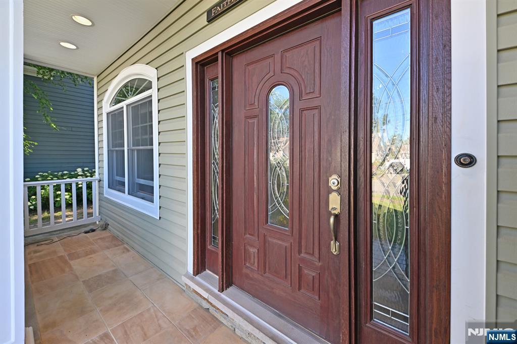 738 Grant Avenue Maywood, NJ 07607 - Photo 2 of 37