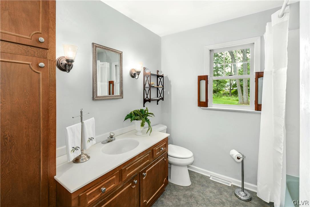 1912 Dartford Road Bethlehem, PA 18015 - Photo 19 of 32 Gallery Image 19