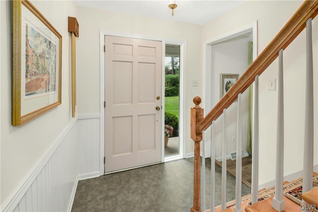 1912 Dartford Road Bethlehem, PA 18015 - Photo 6 of 32 Gallery Image 6
