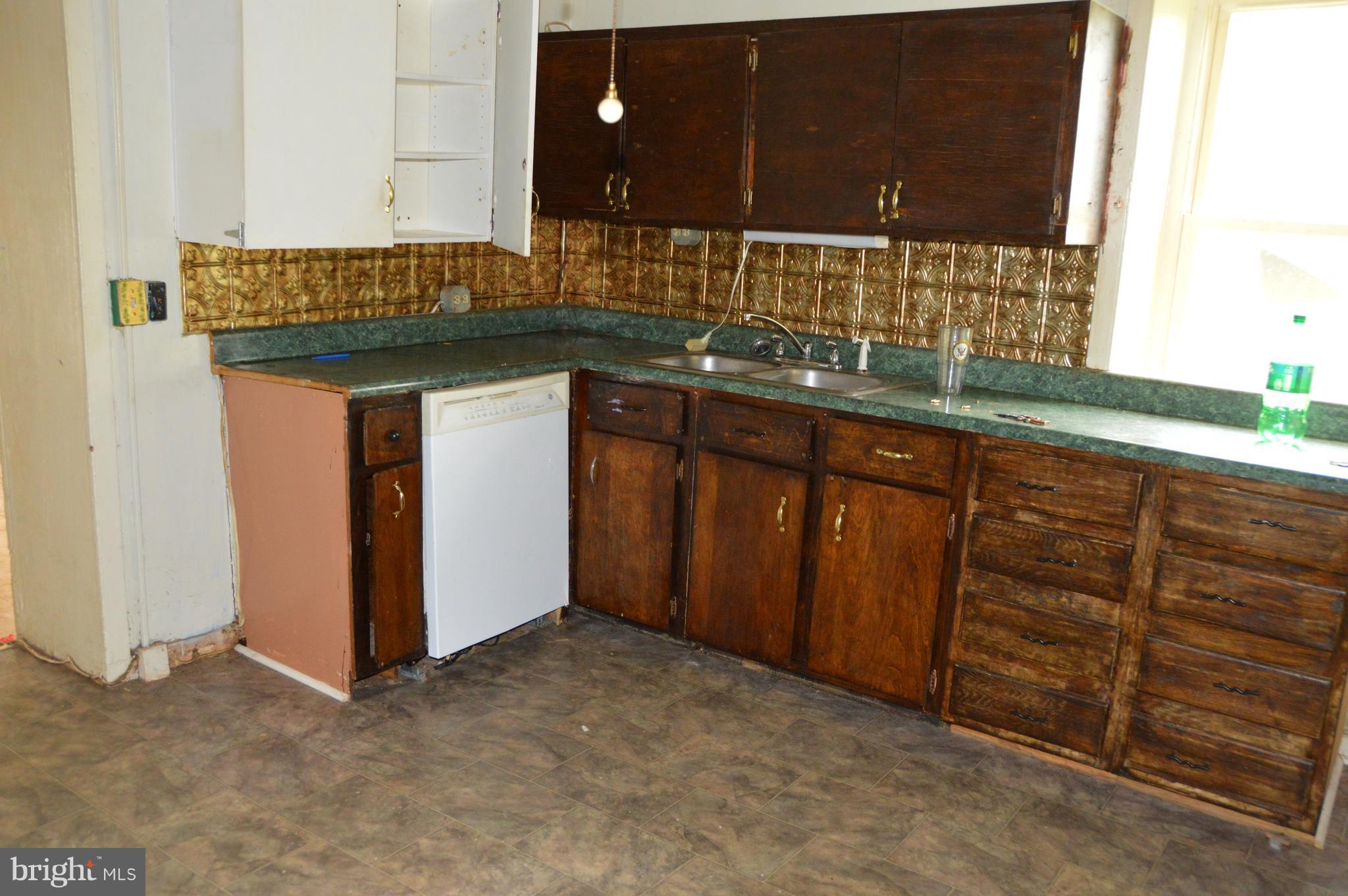 11128 Repp Road Union Bridge, MD 21791 - Photo 24 of 30 13144 Molassess - Kitchen