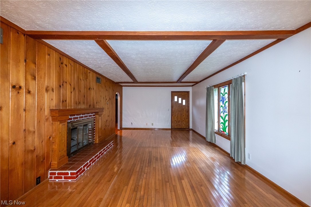 10005 Chardon Road Chardon, OH 44024 - Photo 7 of 34 Gallery Image 7