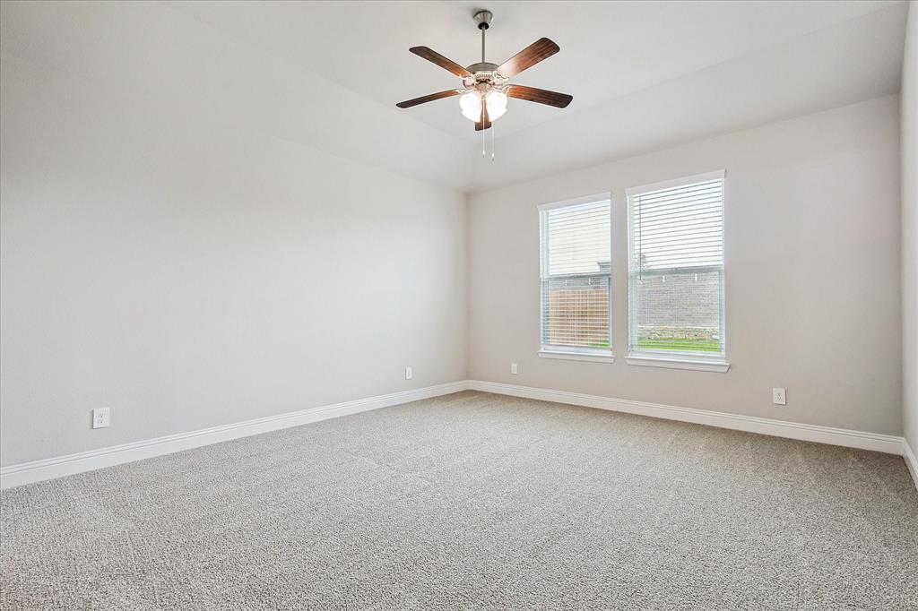 1712 Buzzard Road Denton, TX 76205 - Photo 14 of 33