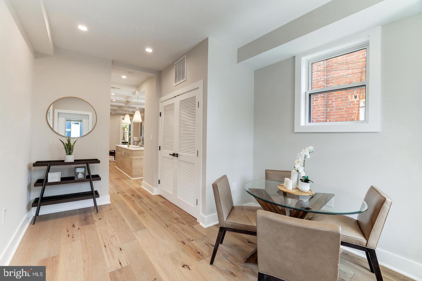 620 Columbia Road Northwest Washington, DC 20001 - Photo 18 of 61 Dining room