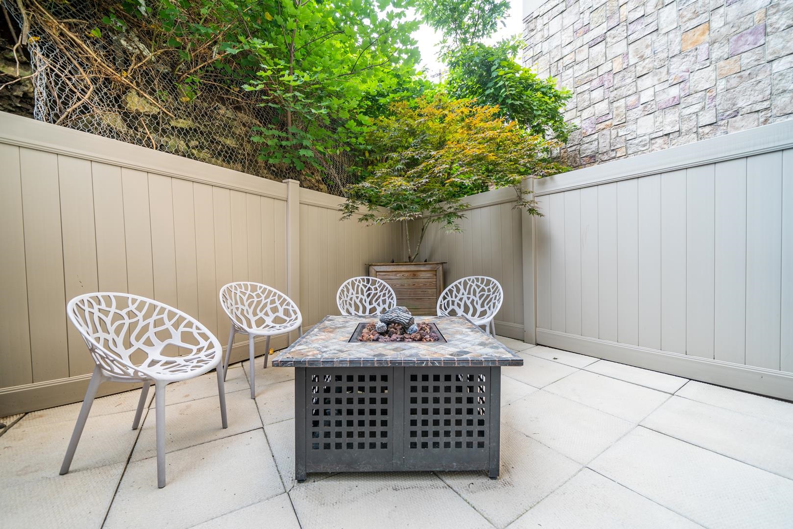 100 Thompson Lane, Unit 2A Edgewater, NJ 07020 - Photo 19 of 20 Gallery Image 19