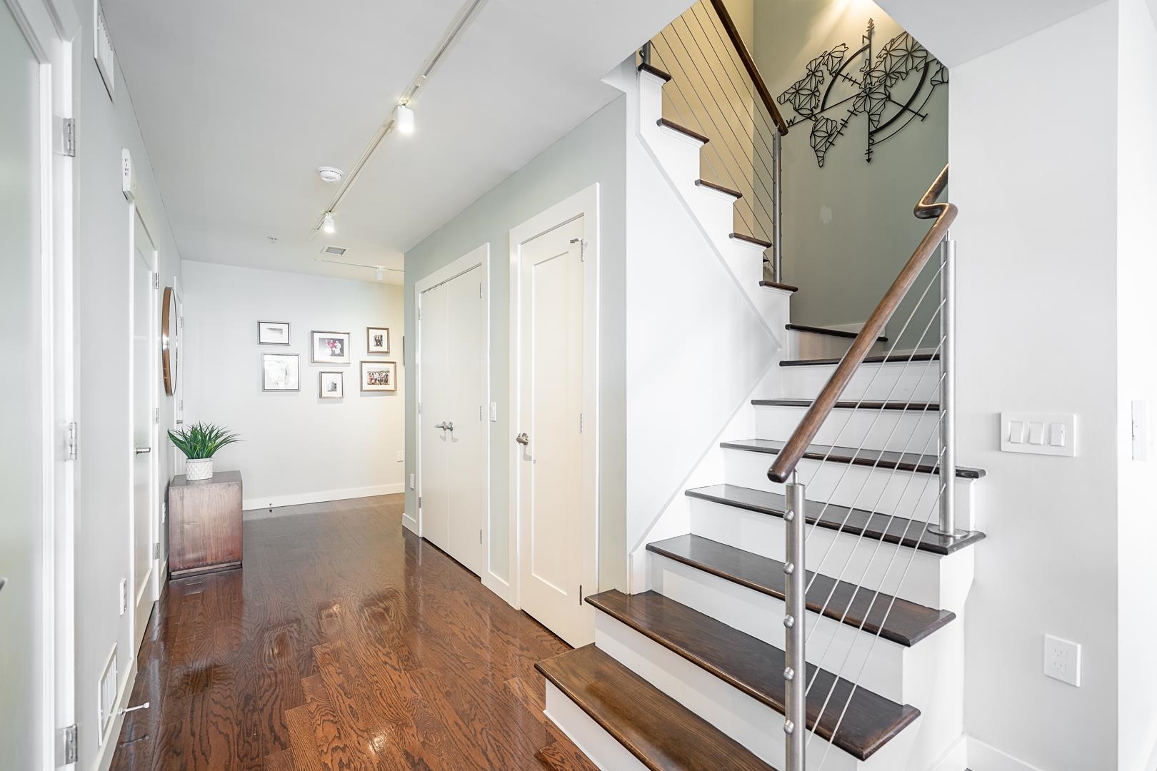 100 Thompson Lane, Unit 2A Edgewater, NJ 07020 - Photo 8 of 20 Gallery Image 8