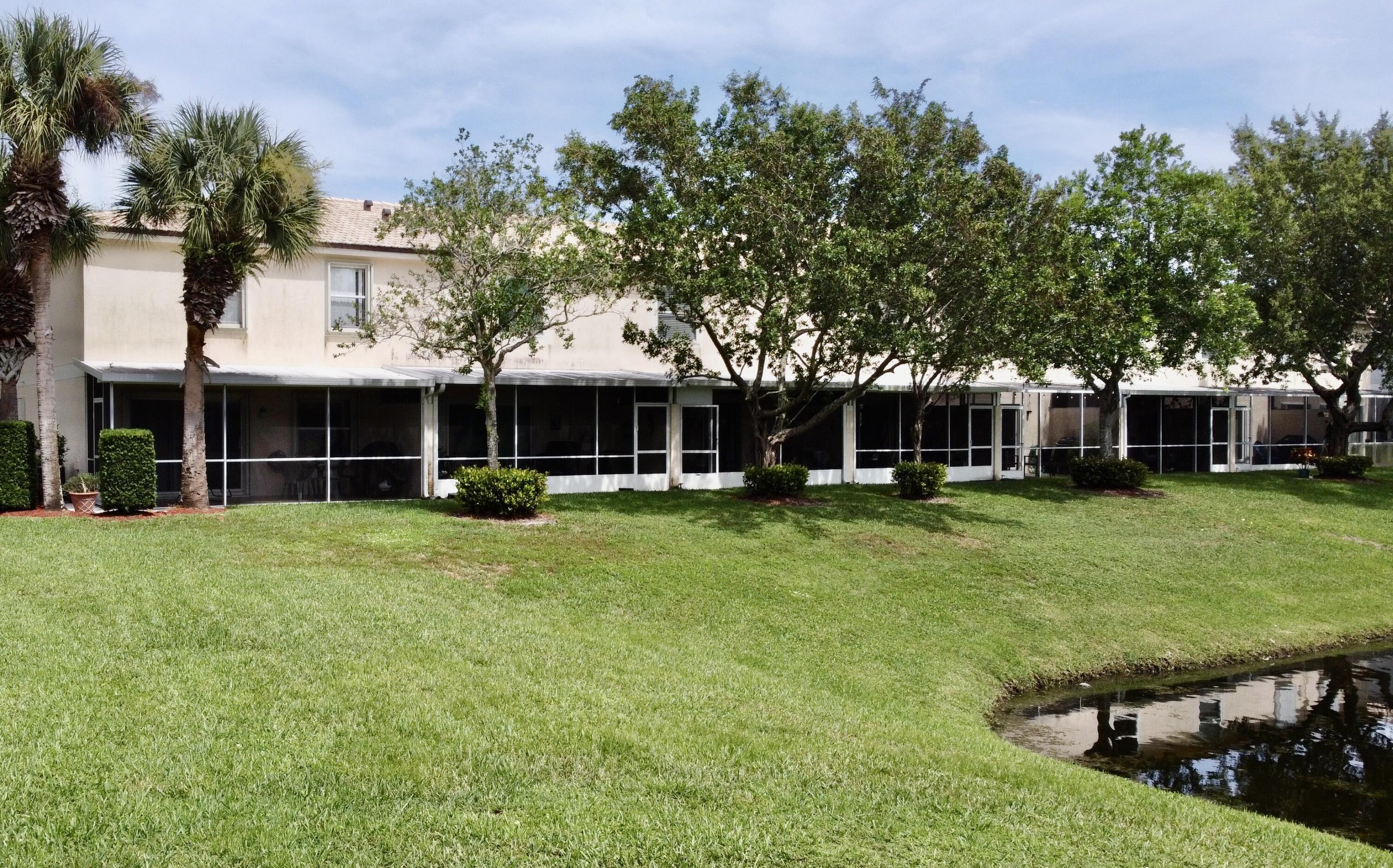 318 Timberwalk Trail Jupiter, FL 33458 - Photo 23 of 33 Backyard view