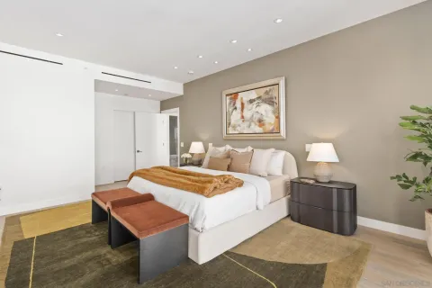 $2,729,000 | 2604 Fifth Avenue, Unit 801, San Diego, CA 92103