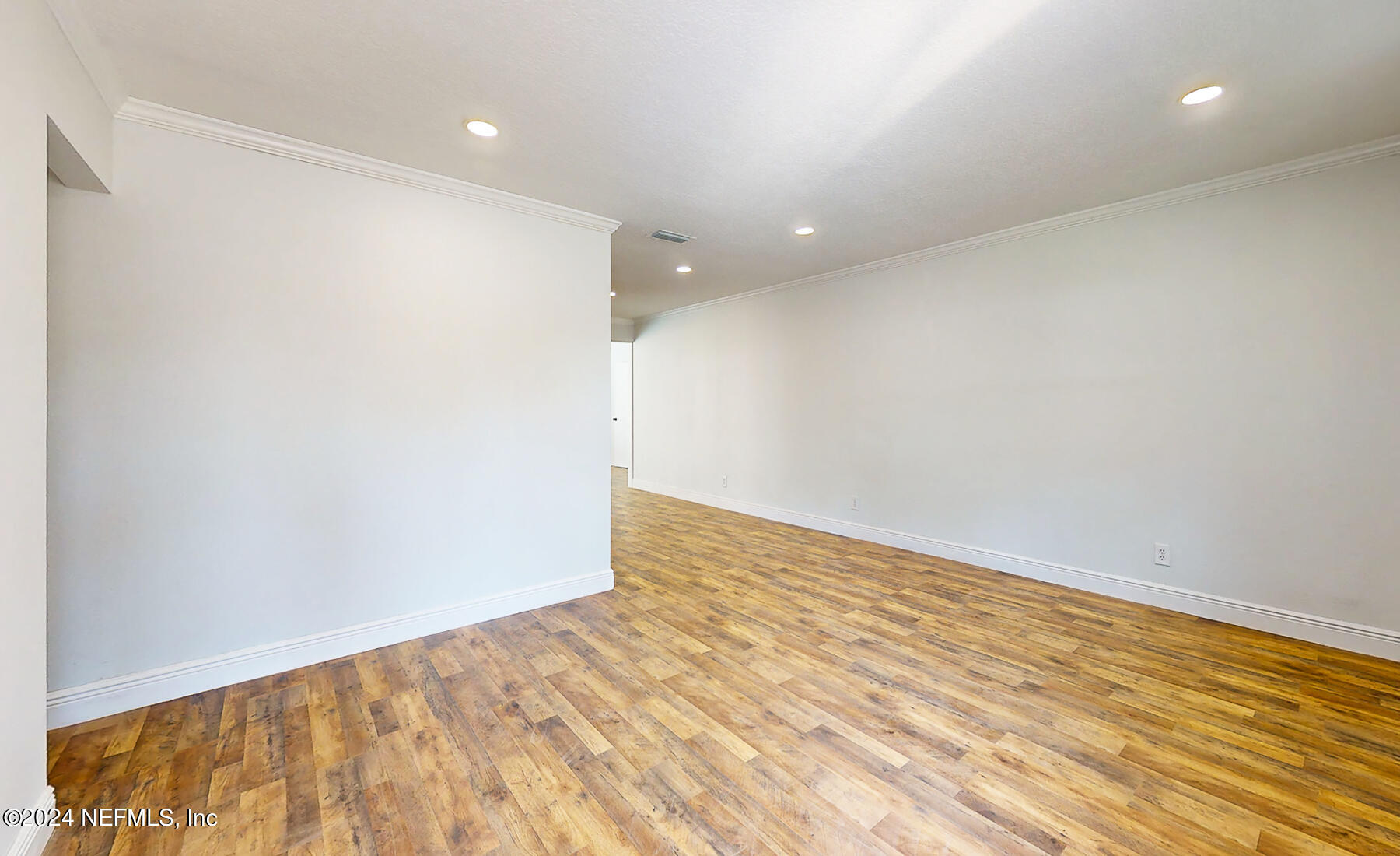 2136 Azore Court Jacksonville, FL 32216 - Photo 25 of 36 a view of an empty room