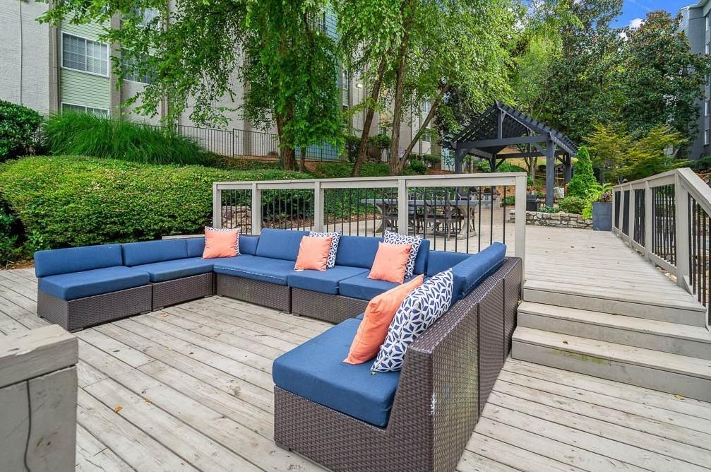 5555 Roswell Road Northeast, Unit 13 Sandy Springs, GA 30342 - Photo 8 of 23