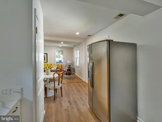 $2,600 | 108 New Jersey Avenue Northwest, Glen Burnie, MD 21061