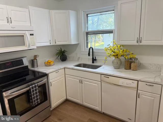 $2,600 | 108 New Jersey Avenue Northwest, Glen Burnie, MD 21061