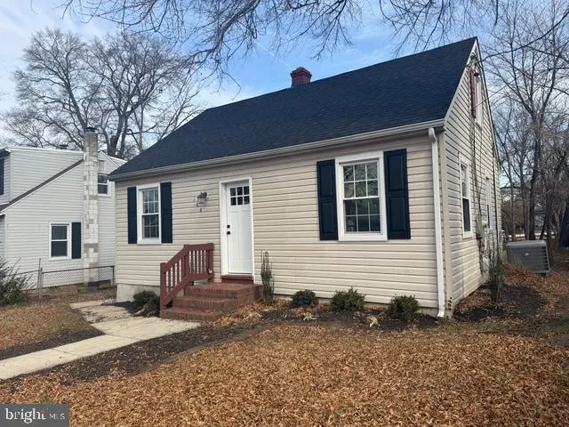 $2,600 | 108 New Jersey Avenue Northwest, Glen Burnie, MD 21061