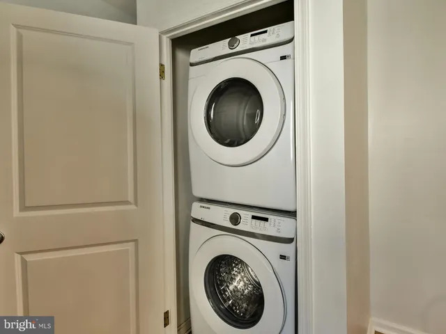 $2,600 | 108 New Jersey Avenue Northwest, Glen Burnie, MD 21061