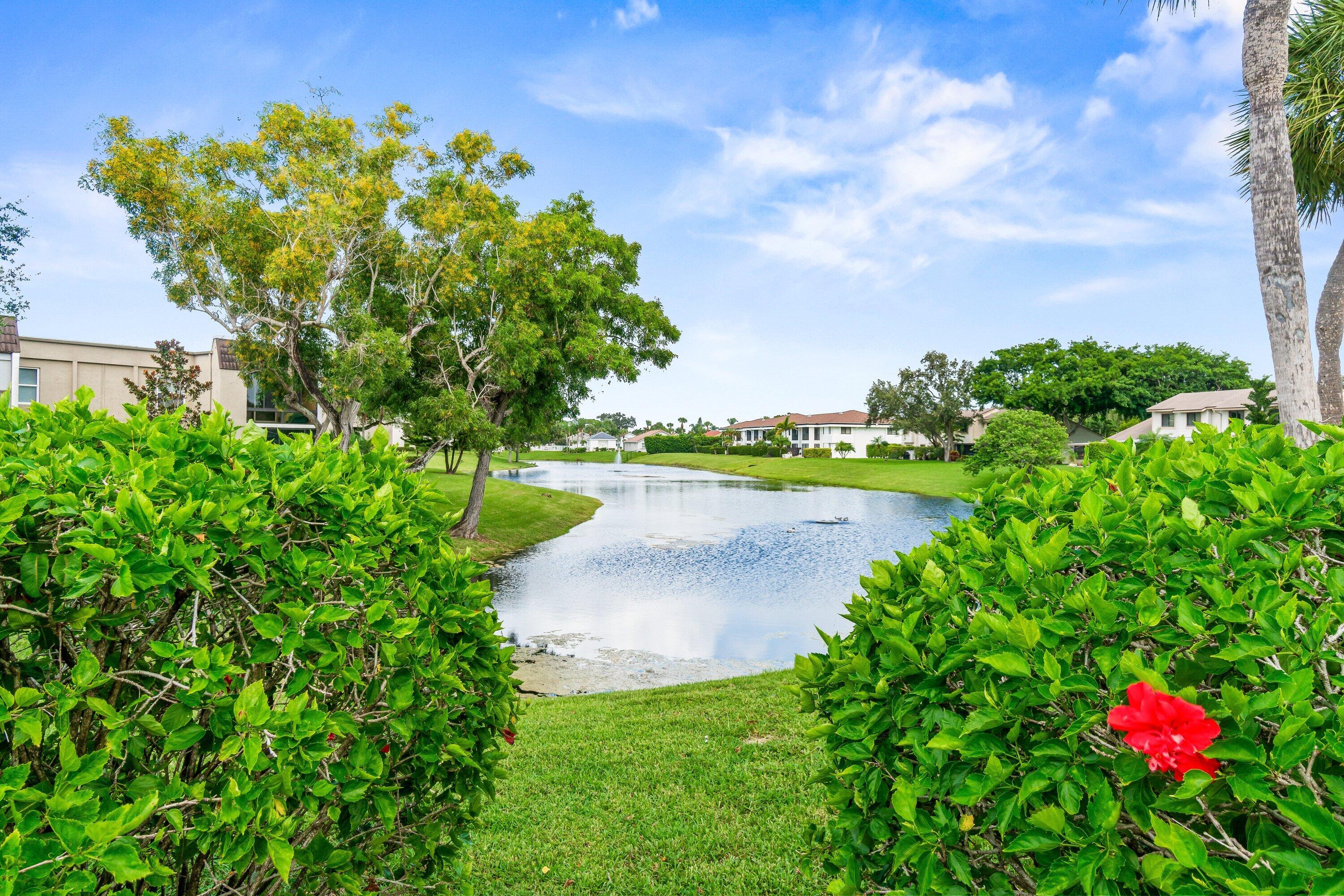 732 Lago Road Delray Beach, FL 33445 - Photo 32 of 42 Lago Lake