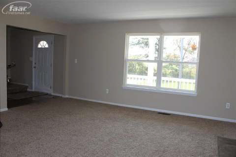 8180 Cook Road Swartz Creek, MI 48473 - Photo 9 of 30 20375304-8.JPG