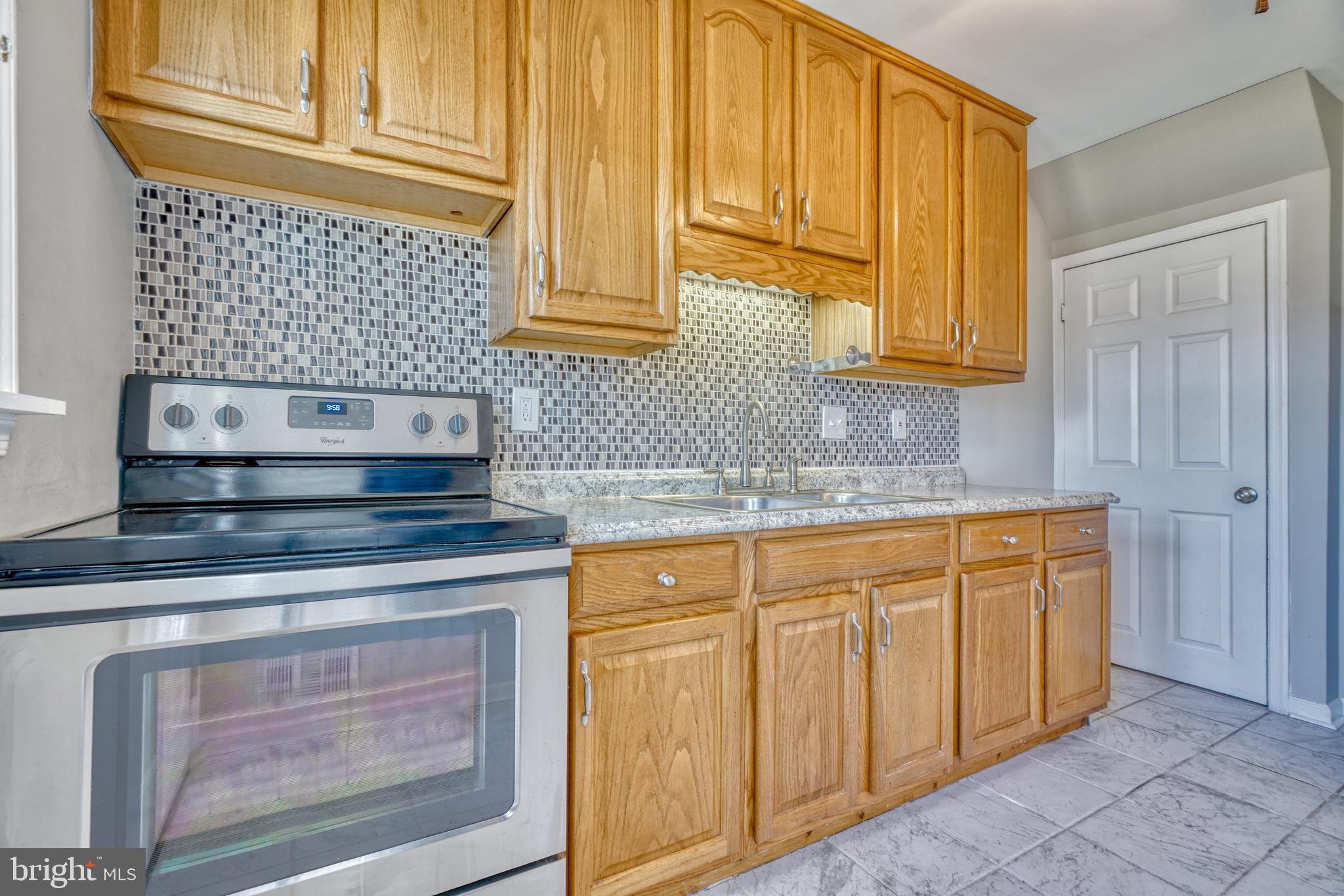 23 Bladen Road Essex, MD 21221 - Photo 13 of 37